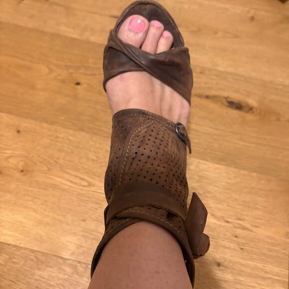 Neosens Brown Leather Bootie Heels size 41 - Picture 2 of 7